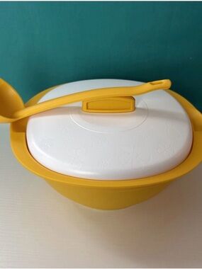 Tupperware Legacy Soup Server ladle 7.5 Cups 1.8L Sopera Mexicana Soup Yellow